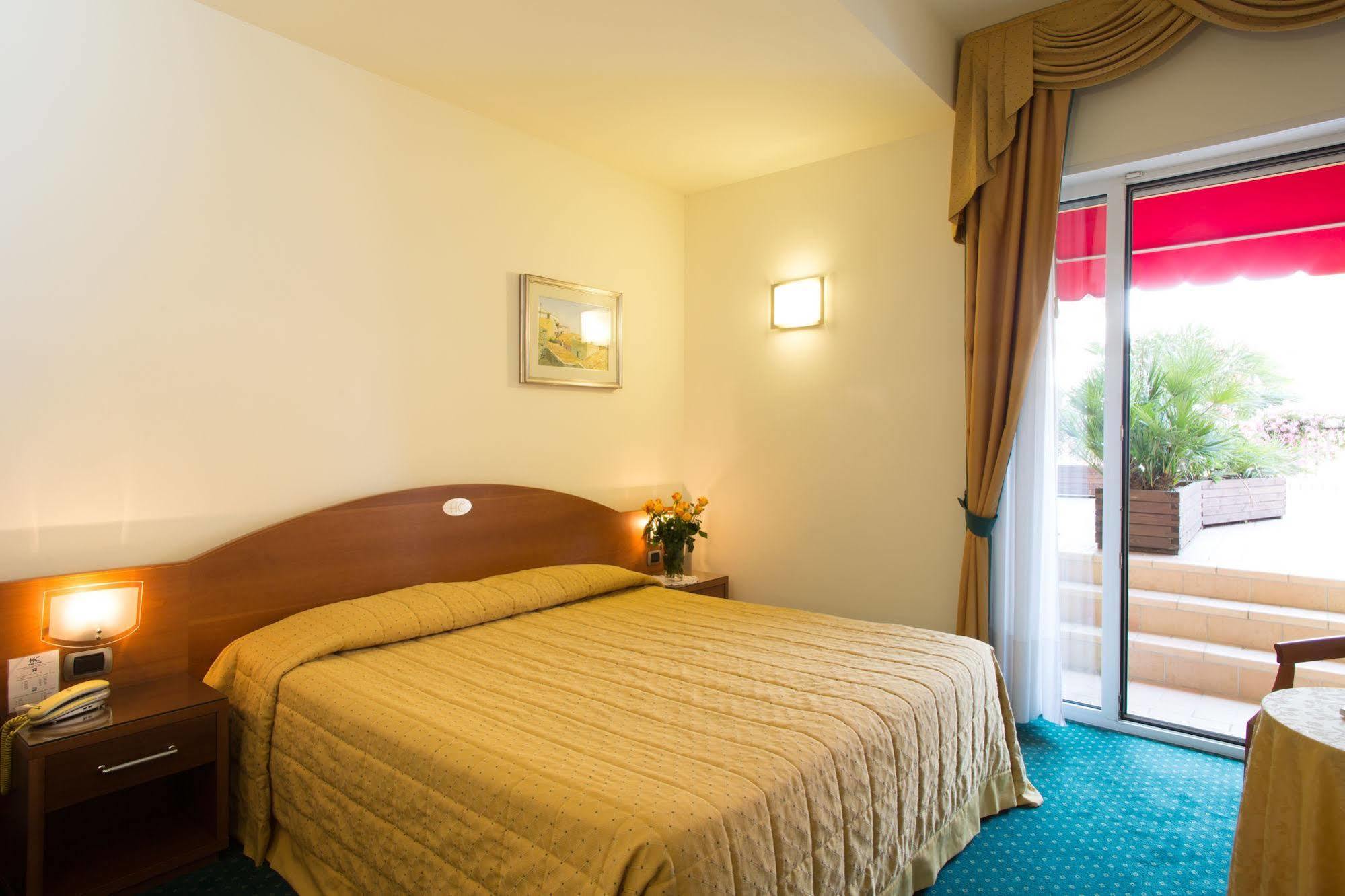 Hotel Capri Bardolino 3S Exteriör bild
